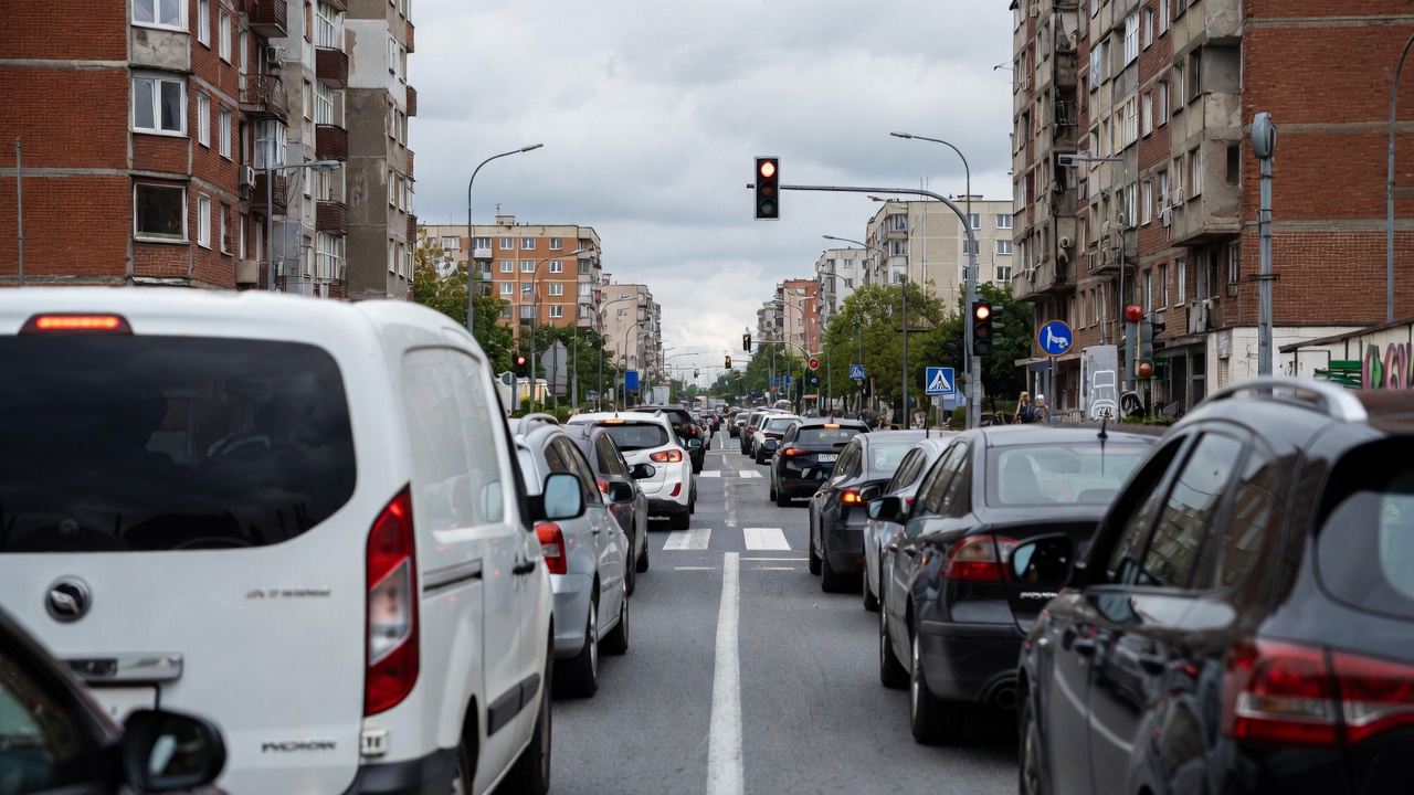 Korek uliczny w Koszalinie w godzinach szczytu